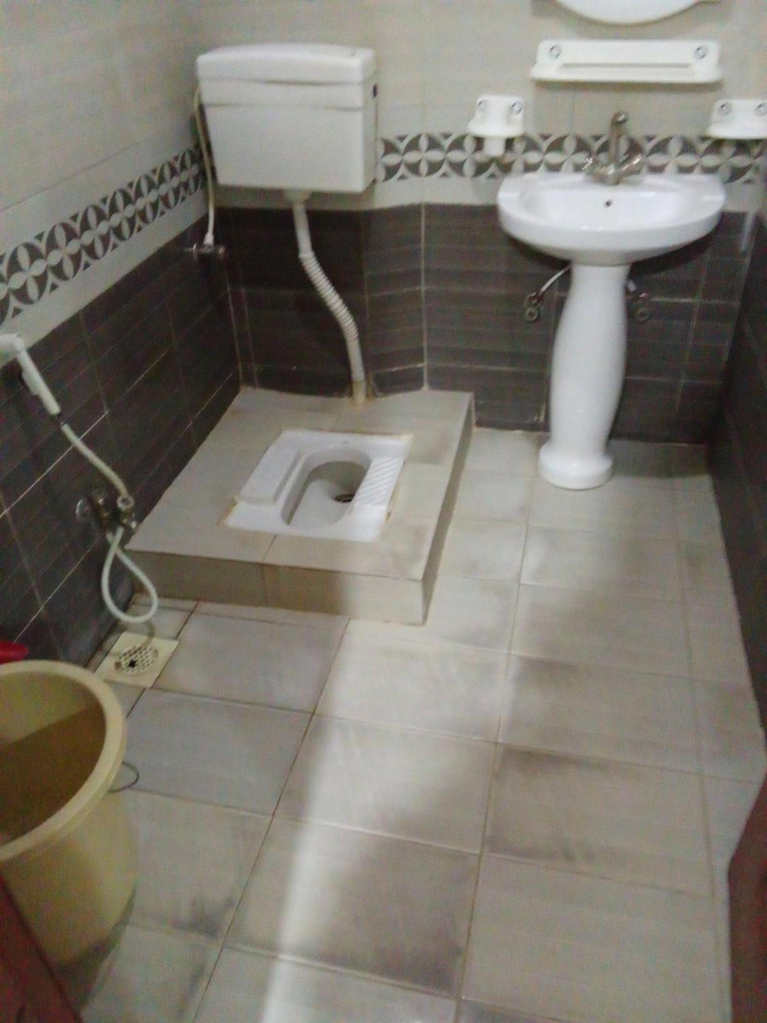 Hotel Khursheed Palace Rawalpindi Bagian luar foto